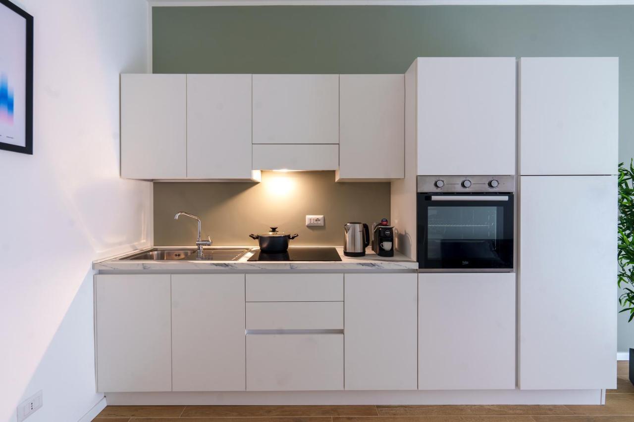 Sansiro Luxury Wi-Fi & Netflix Apartment Milan Bagian luar foto